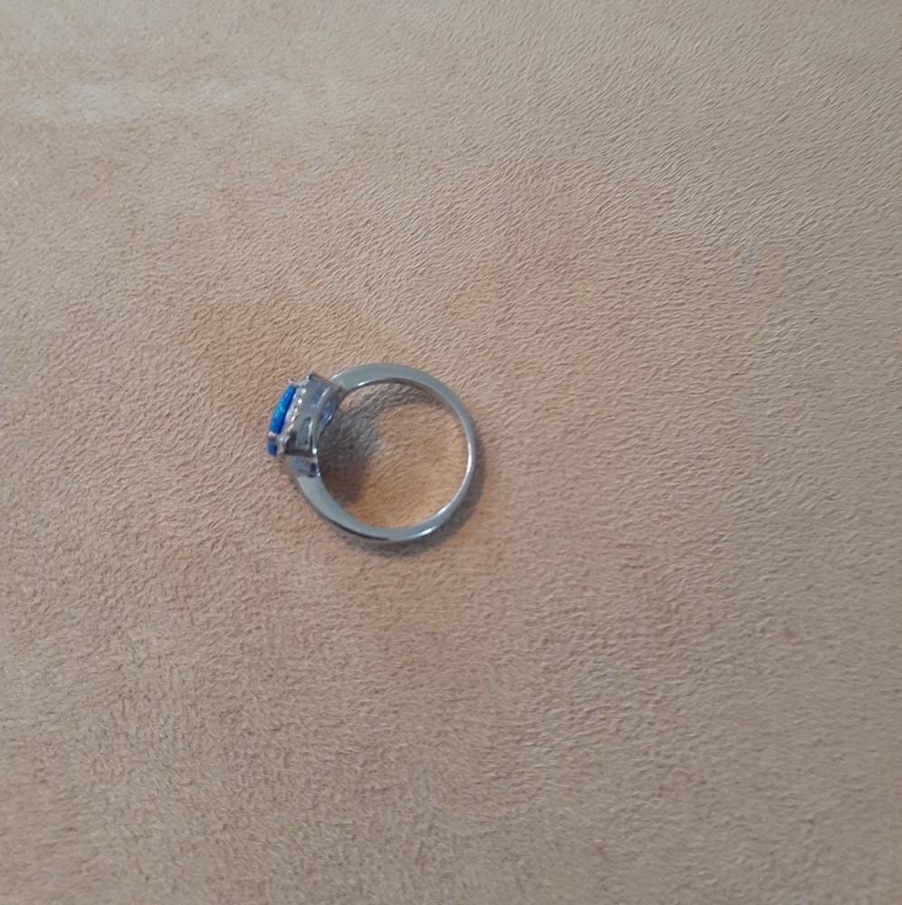 Silver ring - Picture 3 of 4